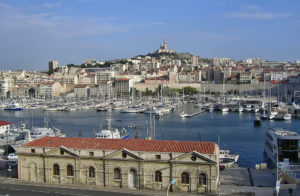 Marseille situé à 50min de la Résidence de gîte Fontenelle